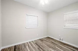 208 Harmony Ln, Brandon, FL 33511 - Photo 17