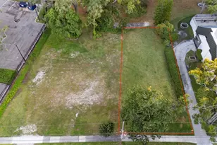 2528 W Palm Dr, Tampa, FL 33629 - Photo 1