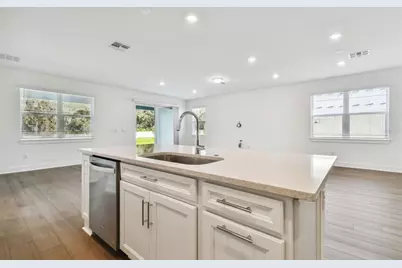 13812 Sunlight Meadow Drive, Riverview, FL 33578 - Photo 7