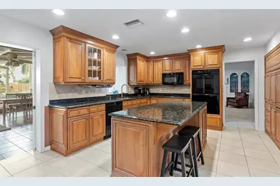 4410 W Clear Avenue, Tampa, FL 33629 - Photo 15