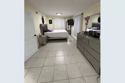 7409 N Tampania Avenue, Tampa, FL 33614 - Photo 9