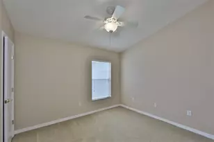 12956 Kings Crossing Dr, Gibsonton, FL 33534 - Photo 23