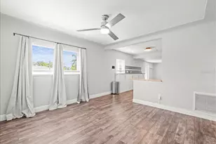 2200 Capri Dr, Clearwater, FL 33763 - Photo 9