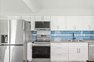 2200 Capri Dr, Clearwater, FL 33763 - Photo 15