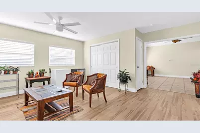 7063 S Shore Drive S, Saint Petersburg, FL 33707 - Photo 11