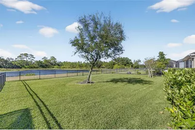 6828 Park Strand Drive, Apollo Beach, FL 33572 - Photo 5