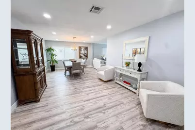 12269 70th Street, Largo, FL 33773 - Photo 7