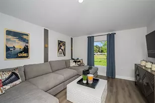 31702 Chateau Manor Ln, Wesley Chapel, FL 33545 - Photo 11