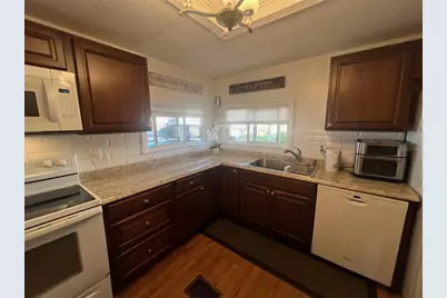 29250 US Highway 19 N #141, Clearwater, FL 33761 - Photo 9