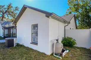 10426 Deepbrook Dr, Riverview, FL 33569 - Photo 37