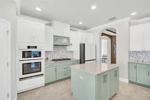 3638 Arboretum Pl, Palm Harbor, FL 34683 - Photo 3