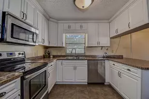 11425 Sun Rd, Dade City, FL 33525 - Photo 13