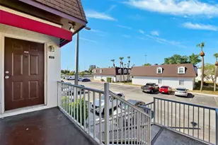 9009 Tudor Dr, Tampa, FL 33615 - Photo 3