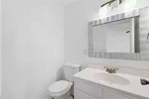 9009 Tudor Dr, Tampa, FL 33615 - Photo 13