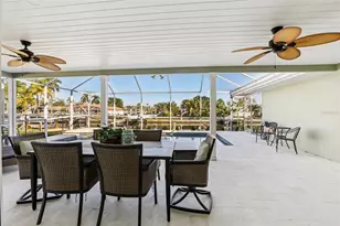 6251 18th St NE, Saint Petersburg, FL 33702 - Photo 29