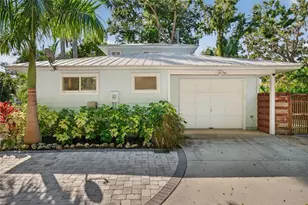 118 27th St W, Bradenton, FL 34205 - Photo 5