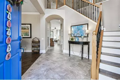 15613 N Himes Avenue, Tampa, FL 33618 - Photo 9