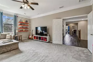 15613 N Himes Ave, Tampa, FL 33618 - Photo 35