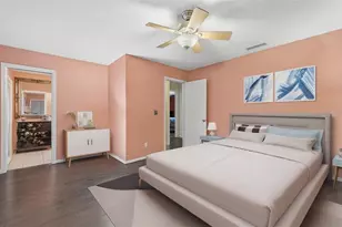 810 Hammockwood Ct, Sarasota, FL 34232 - Photo 19