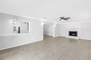 6888 20th St N, Saint Petersburg, FL 33702 - Photo 13