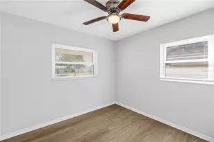 6888 20th St N, Saint Petersburg, FL 33702 - Photo 21