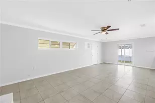 6888 20th St N, Saint Petersburg, FL 33702 - Photo 15