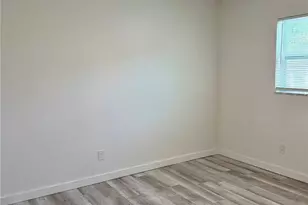 700 74th Ave N, Saint Petersburg, FL 33702 - Photo 7