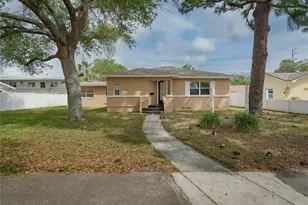 6465 1st Ave S, Saint Petersburg, FL 33707 - Photo 1