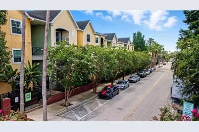 1910 E Palm Avenue #11105, Tampa, FL 33605 - Photo 3