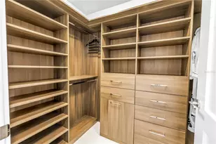 301 1st St S, Saint Petersburg, FL 33701 - Photo 19