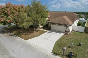 6537 Crews Vue Loop, Lakeland, FL 33813 - Photo 5