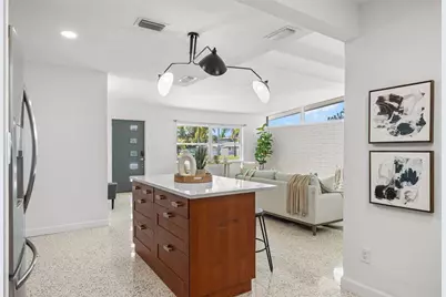 6700 23rd Street S, Saint Petersburg, FL 33712 - Photo 9