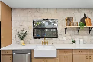 4504 W Lamb Ave, Tampa, FL 33629 - Photo 13