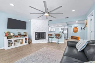 8687 Matthew St, Seminole, FL 33772 - Photo 35