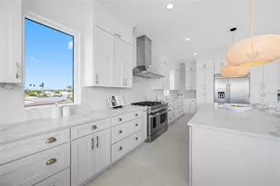 534 Crystal Dr, Madeira Beach, FL 33708 - Photo 21