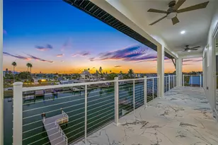 534 Crystal Dr, Madeira Beach, FL 33708 - Photo 5