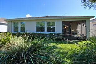 9933 Saunton Drive, San Antonio, FL 33576 - Photo 23