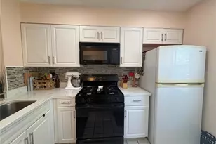 1606 Flint Dr W, Clearwater, FL 33759 - Photo 5