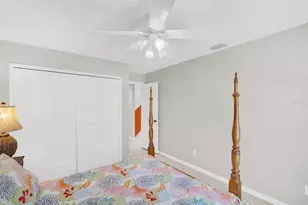 306 Fan Palm Ct NE, Saint Petersburg, FL 33703 - Photo 37