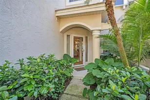306 Fan Palm Ct NE, Saint Petersburg, FL 33703 - Photo 3