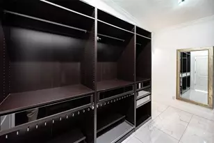 7942 3rd Ave S, Saint Petersburg, FL 33707 - Photo 51