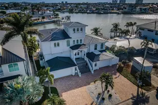 7942 3rd Ave S, Saint Petersburg, FL 33707 - Photo 1