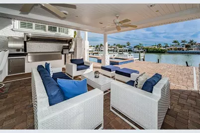 7942 3rd Avenue S, Saint Petersburg, FL 33707 - Photo 61