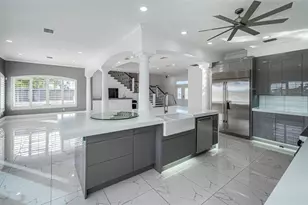 7942 3rd Ave S, Saint Petersburg, FL 33707 - Photo 23