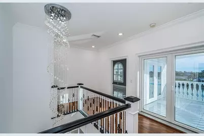 7942 3rd Avenue S, Saint Petersburg, FL 33707 - Photo 35