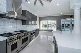 7942 3rd Ave S, Saint Petersburg, FL 33707 - Photo 27