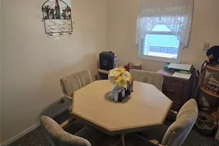 1710 7th Street SW, Ruskin, FL 33570 - Photo 7