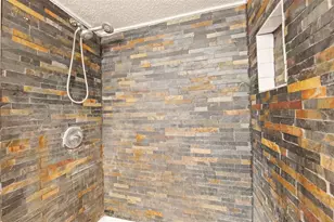 6321 Newtown Cir, Tampa, FL 33615 - Photo 21