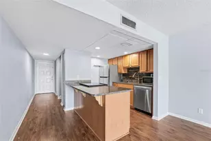 6321 Newtown Cir, Tampa, FL 33615 - Photo 7