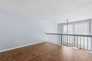 6321 Newtown Cir, Tampa, FL 33615 - Photo 17